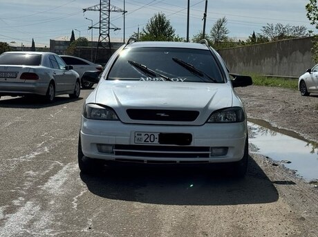 Opel Astra 2000