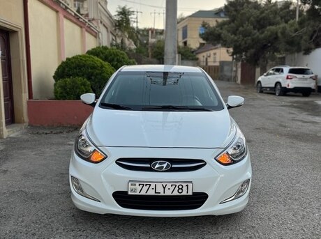 Hyundai Accent 2015