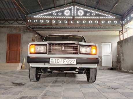 LADA (VAZ) 2107 2003
