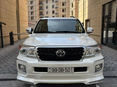 Toyota Land Cruiser 2012