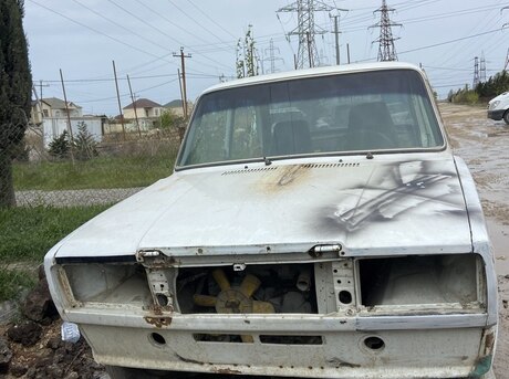 LADA (VAZ) 2107 2004
