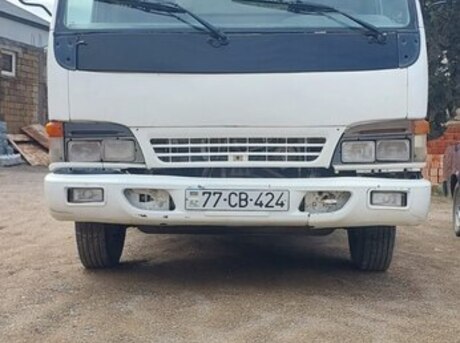 Isuzu NPR 66 L
