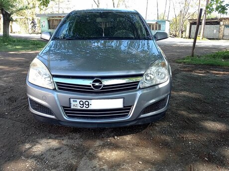 Opel Astra 2008