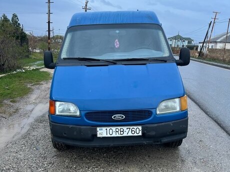 Ford Transit 2000