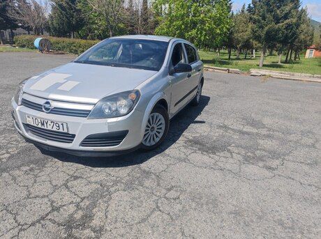 Opel Astra 2004