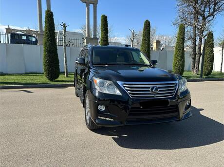 Lexus LX 570 2010
