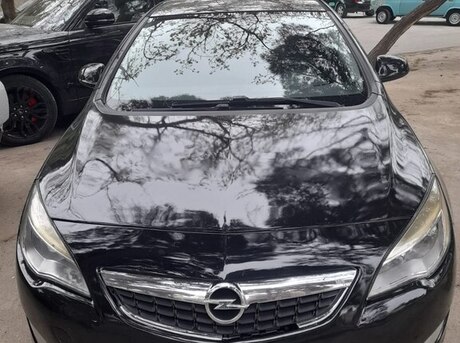 Opel Astra 2010