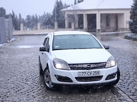 Opel Astra 2005