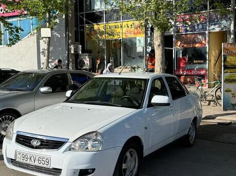 LADA (VAZ) Priora 2013