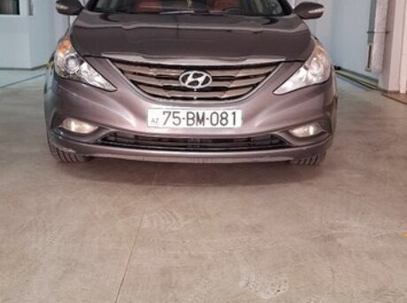 Hyundai Sonata 2011