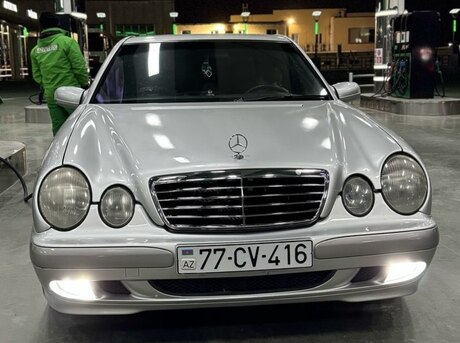 Mercedes E 240 2000