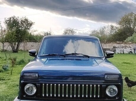 LADA (VAZ) Niva 2016