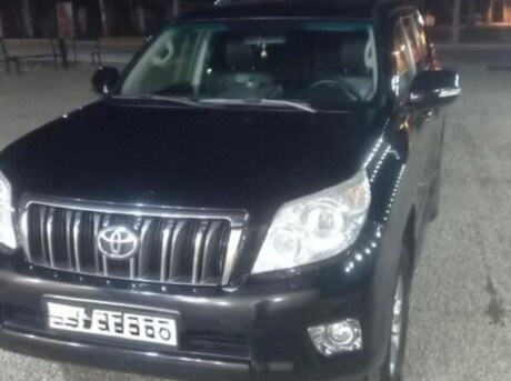 Toyota Land Cruiser Prado 2011