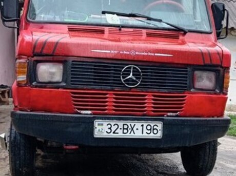 Mercedes 208 D 1994