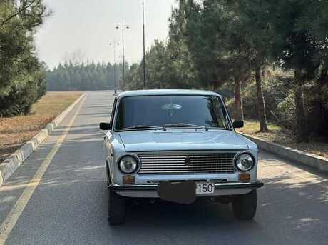 LADA (VAZ) 21011 1984