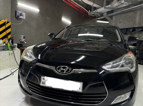 Hyundai Veloster 2013