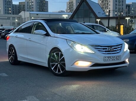 Hyundai Sonata 2010