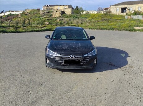 Hyundai Elantra 2020