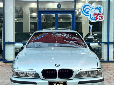 BMW 528 2000