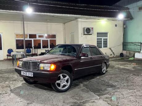 Mercedes 190 1992