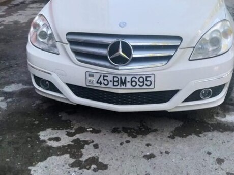 Mercedes B 170 2010