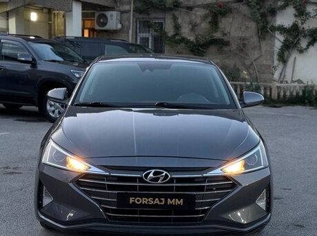 Hyundai Elantra 2019