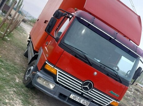 Mercedes Atego 815