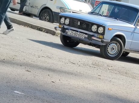 LADA (VAZ) 2106 2001