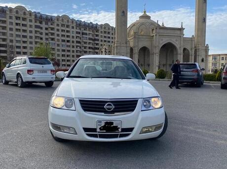 Nissan Sunny 2011