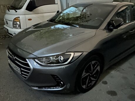 Hyundai Avante 2015