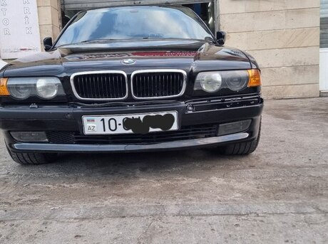 BMW 740