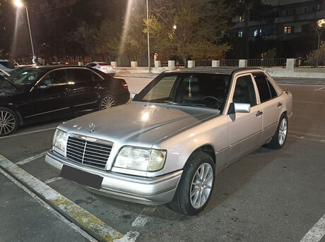 Mercedes E 220 1994