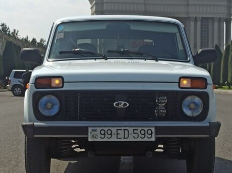 LADA (VAZ) Niva 2013