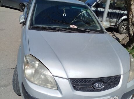 Kia Rio 2005
