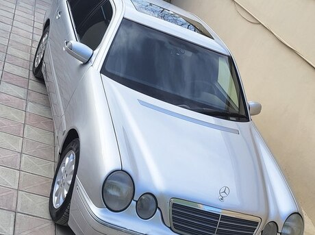 Mercedes E 220 d 2000