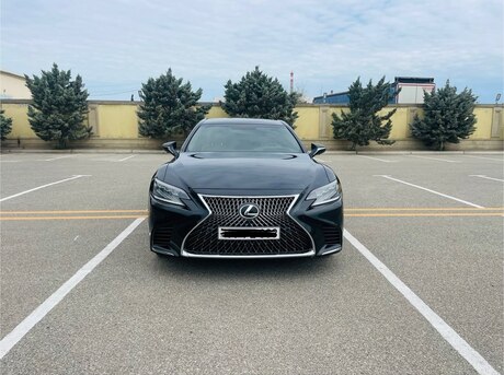 Lexus  2018