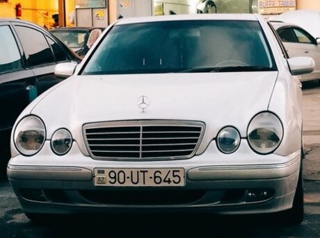 Mercedes E 320 2000