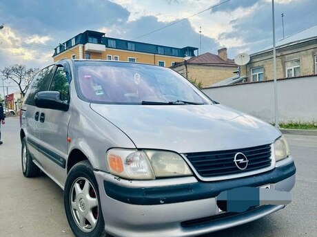 Opel Sintra 1999