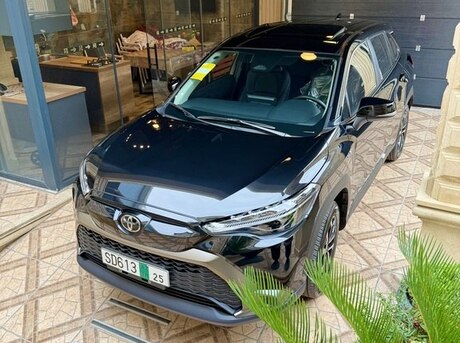 Toyota  2025