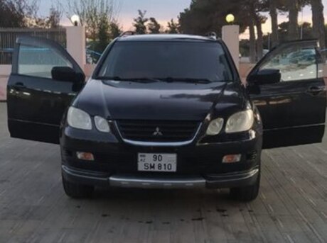 Mitsubishi Airtrek 2002