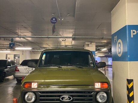 LADA (VAZ) Niva 2012