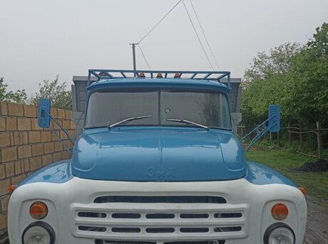 ZIL 130