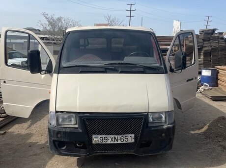 GAZ 2705 1999