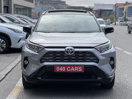 Toyota RAV4 2021