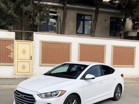 Hyundai Elantra 2017