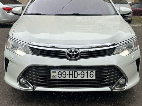 Toyota Camry 2015