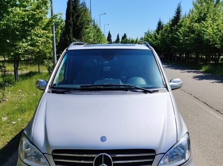Mercedes Viano