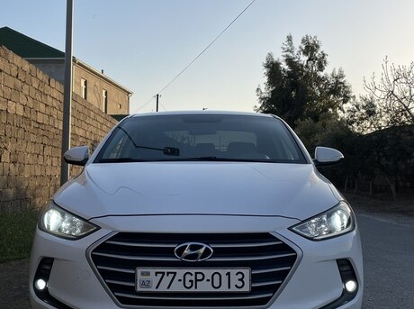 Hyundai Avante 2015