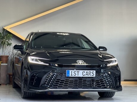 Toyota Camry 2024