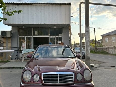 Mercedes E 200 1998